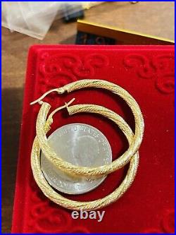 18K 750 Fine Real Saudi Yellow Gold Hoops Womens Earring 3.5 grams 3.2mm 1.5