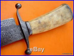 Custom Damascus Steel Hunting Bowie Knife / Dagger / Sword / Camel Bone/ Rare