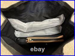 Emirates First Class Amenity Kit+Pajama+Slippers+ Canvas Tote Bag NEW