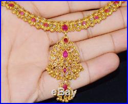 Gorgeous 22K 22C Sold Gold Middle Eastern Ruby Embossed Necklace Earrings Set