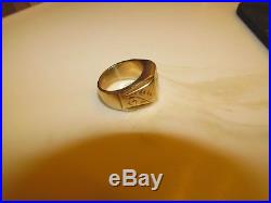 Men's 18K 17 grams SOLID YELLOW GOLD signet Ring size 12