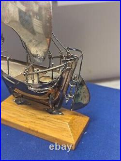 Solid Silver Sailing Ship Boat United Arab Emirates 925 Silver Not Scrap