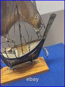 Solid Silver Sailing Ship Boat United Arab Emirates 925 Silver Not Scrap