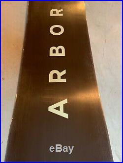 Used Arbor Poparazzi Rocker Twin Tip Snowboard 141 cm