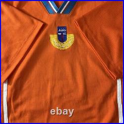 Vintage Arab Emirates Middle East Football Jersey Soccer Jersey Sz XL Orange